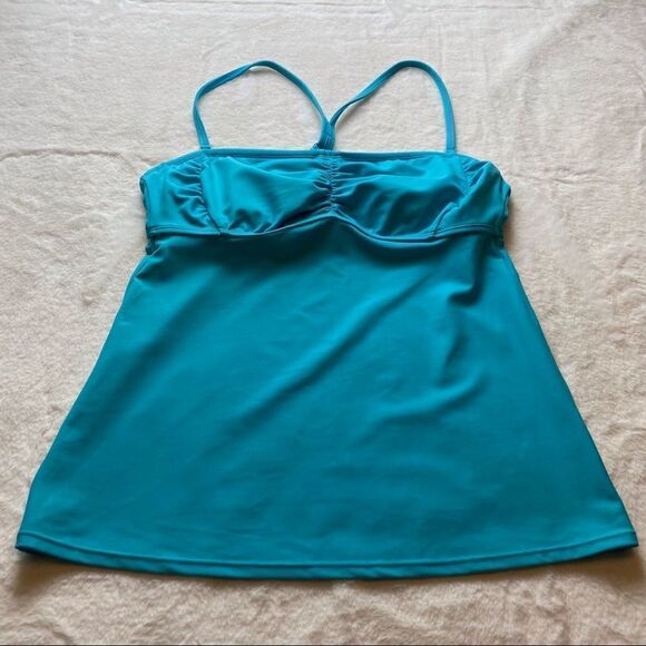 Athleta Light Blue Tankini Top Size 36 B/C - Picture 1 of 9